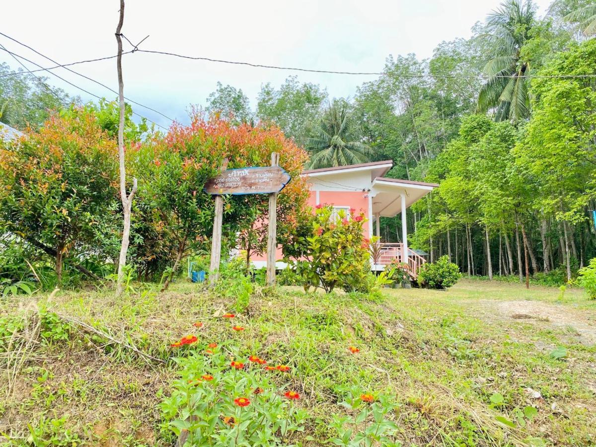 Tr Bungalow Ko Yao Exterior foto